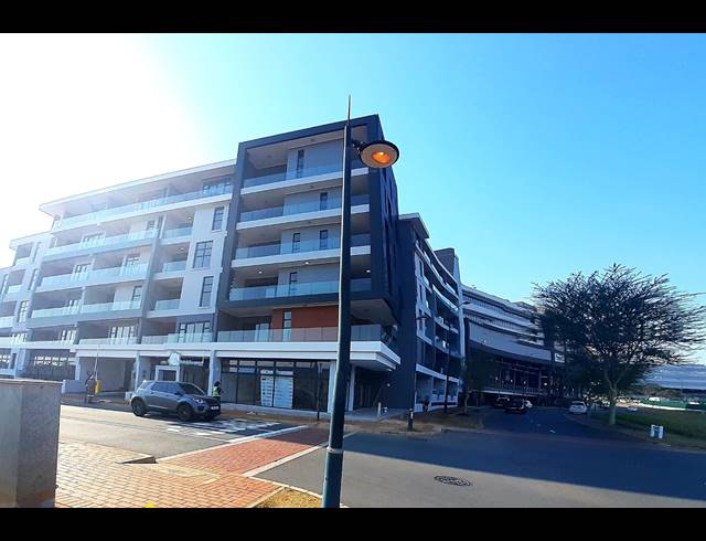 2 BEDROOM APARTMENT FOR SALE IN UMHLANGA RIDGE